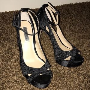 International Concept (pump stilettos)